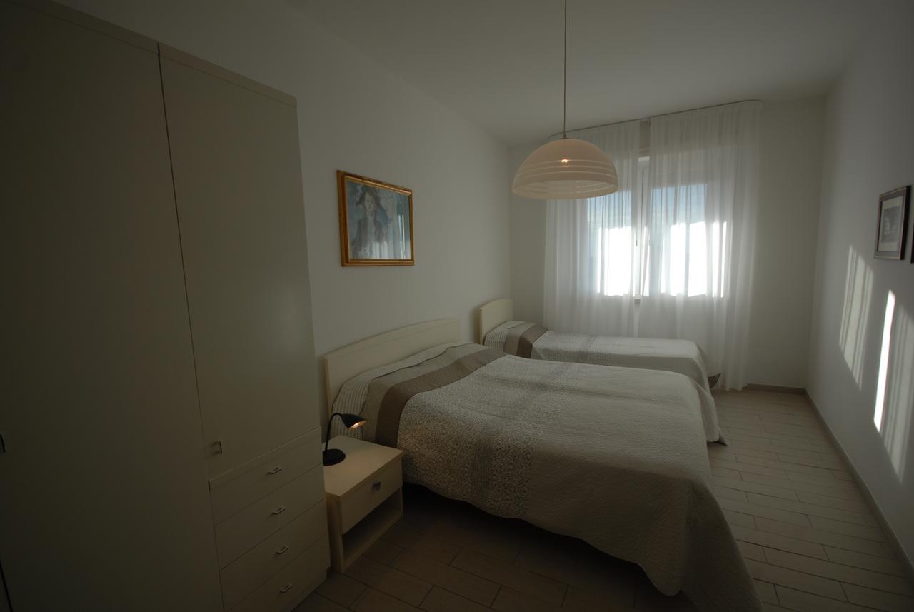 Appartamenti Luna Lignano Sabbiadoro Extérieur photo